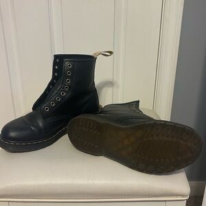 USED LIKE NEW- Dr. Martens/ VEGAN 1460 Womens Smooth Leather Boots, Black